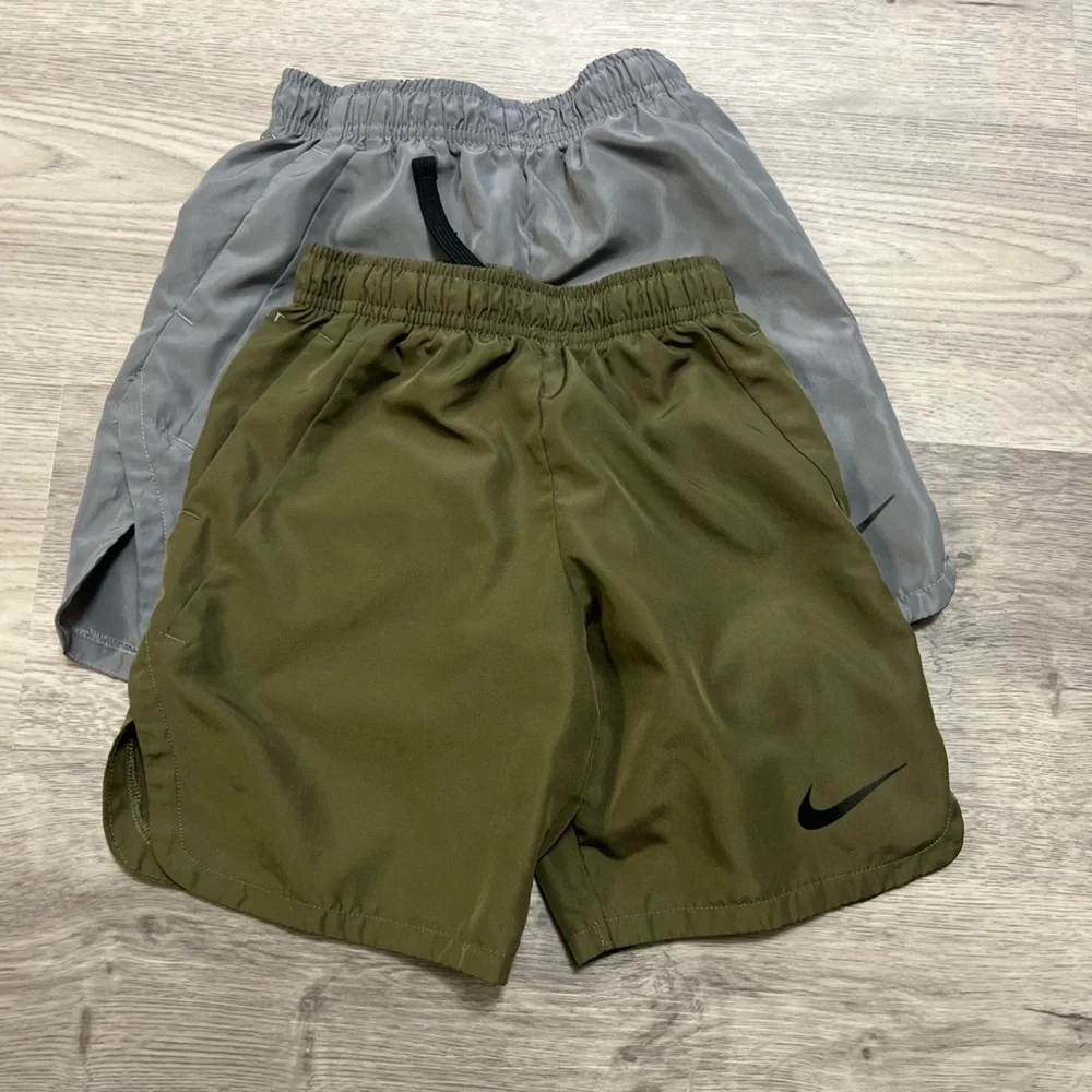 Boys 4-7 Nike Dri-FIT Vent Athletic Shorts Size S
